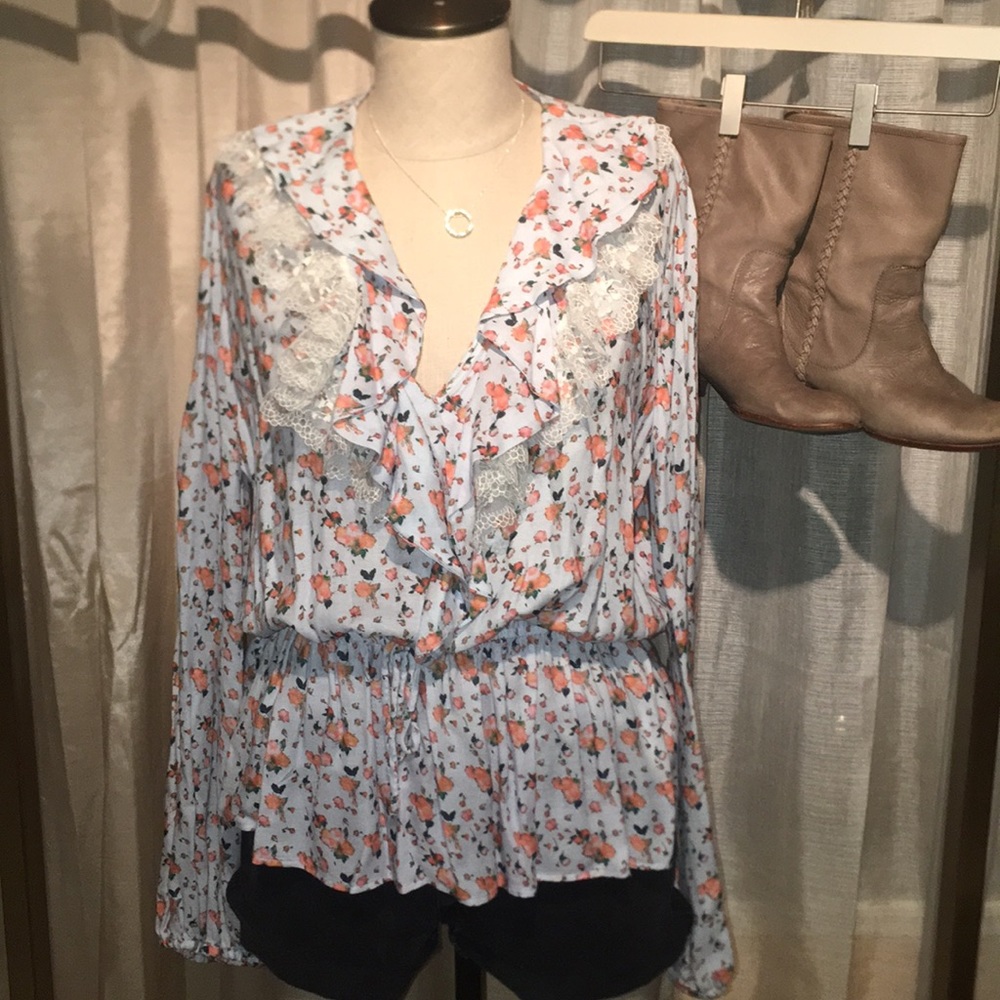 MNG suit floral V neck ruffle/lace long sleeve